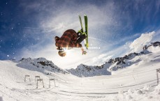 yy易游体育官网-意甲球队风格各异，战术对抗频频上演，意甲球队阵容名单